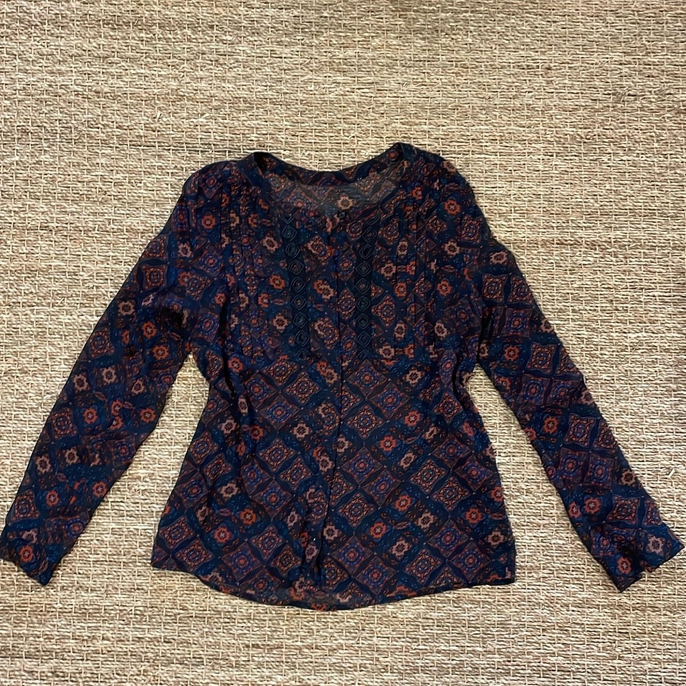 Vintage blouse - long sleeve sheer with beautiful details